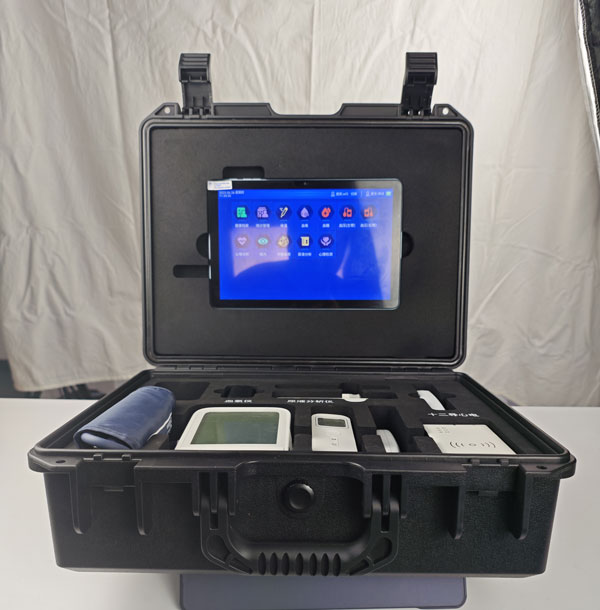 便攜式健康體檢一體機(jī)箱內(nèi)實(shí)拍